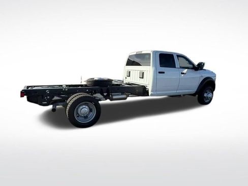 New 2026 RAM 5500 Tradesman w/ Chrome Appearance Group AWD/4WD image 37