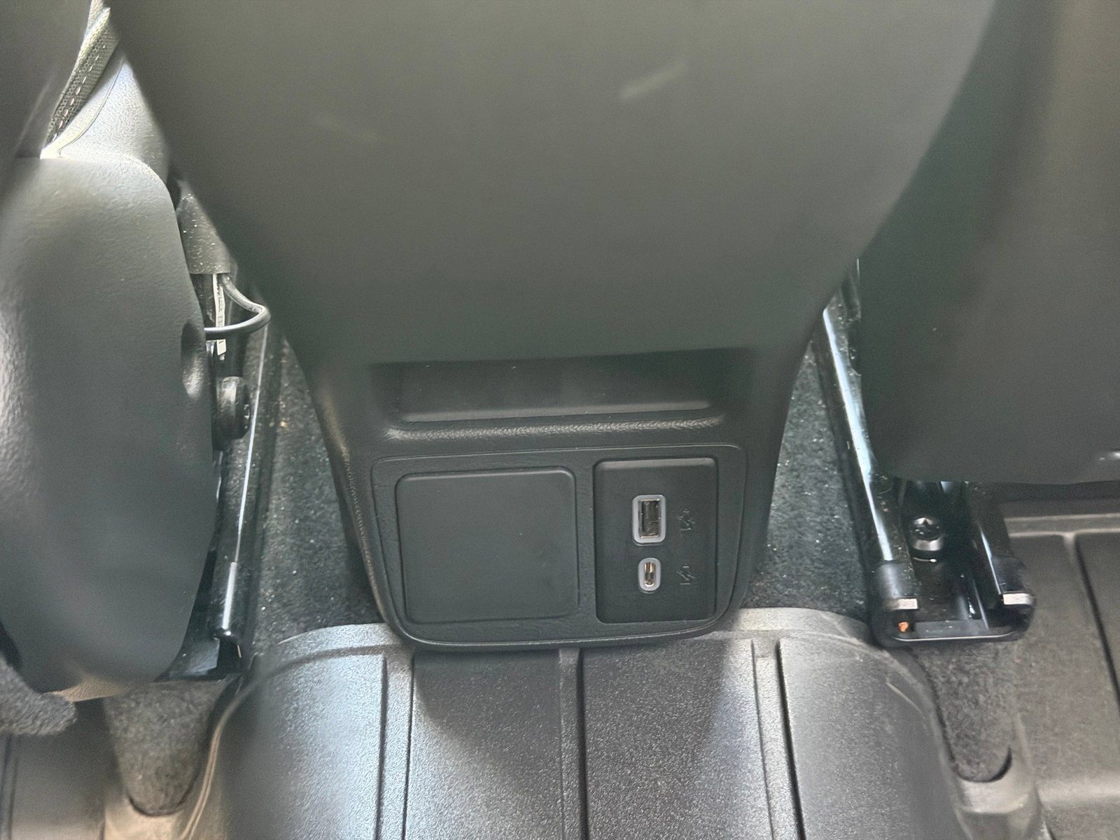 Used 2024 Buick Encore GX Preferred w/ Comfort Package AWD/4WD image 27