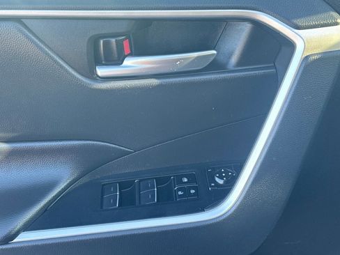 Used 2024 Toyota RAV4 XLE image 33