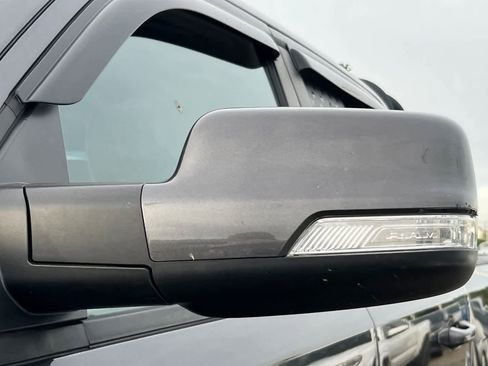 Used 2020 RAM 1500 Laramie w/ Sport Appearance Package image 9