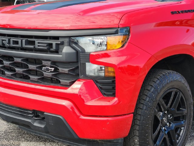 Used 2024 Chevrolet Silverado 1500 Custom w/ Rally Edition AWD/4WD image 7