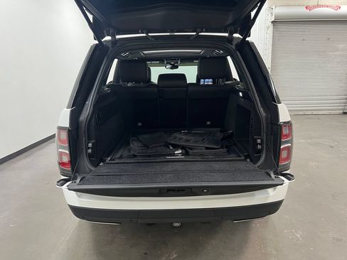 Used 2018 Land Rover Range Rover Supercharged AWD/4WD image 25