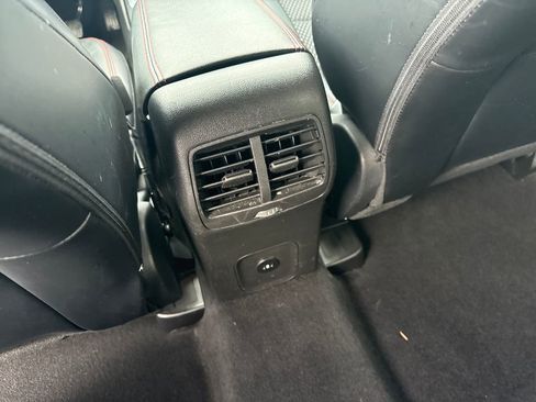 Used 2025 Ford Escape ST-Line w/ Equipment Group 301A image 17