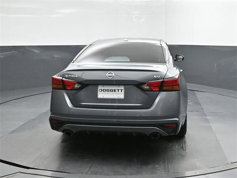 Used 2020 Nissan Altima 2.5 SV image 8