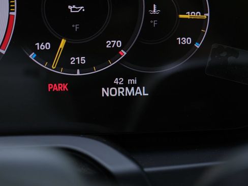 Used 2026 Porsche 911 GT3 RWD image 60