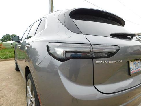 Used 2021 Buick Envision Avenir w/ Technology Package II FWD image 18