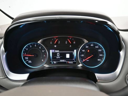 Used 2018 Chevrolet Traverse Premier w/ Driver Confidence II Package FWD image 15