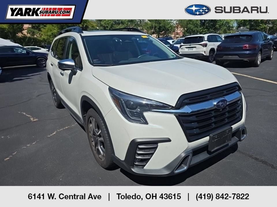 Used 2023 Subaru Ascent Touring AWD/4WD image 1