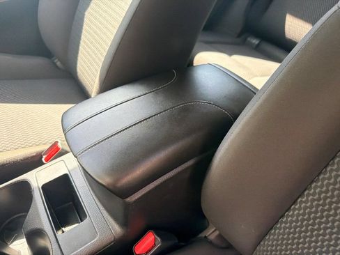 Used 2021 Nissan Rogue Sport S AWD/4WD image 27