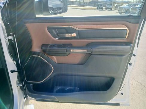 Used 2023 RAM 1500 Limited AWD/4WD image 15