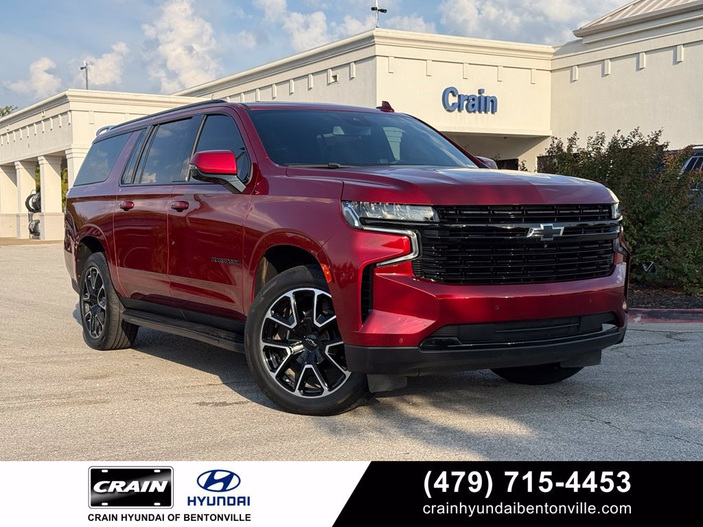 Used 2024 Chevrolet Suburban RST w/ Luxury Package AWD/4WD image 1