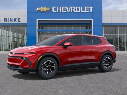 New 2026 Chevrolet Equinox EV LT image 2