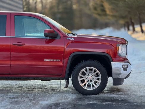 Used 2018 GMC Sierra 1500 SLE w/ SLE Value Package AWD/4WD image 13