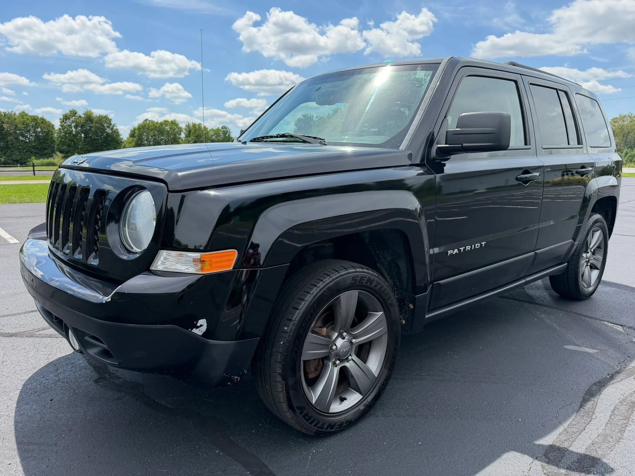 Used 2015 Jeep Patriot High Altitude AWD/4WD image 8