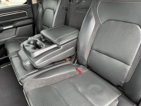 Used 2019 RAM 1500 Laramie AWD/4WD image 14
