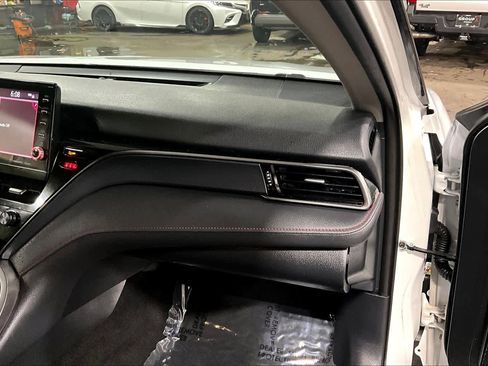 Used 2021 Toyota Camry TRD w/ TRD Package w/JBL Audio image 19