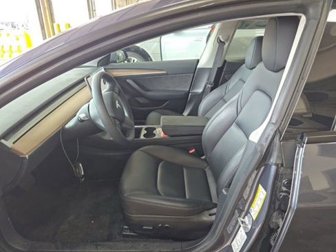 Used 2023 Tesla Model 3 Standard Range RWD image 8