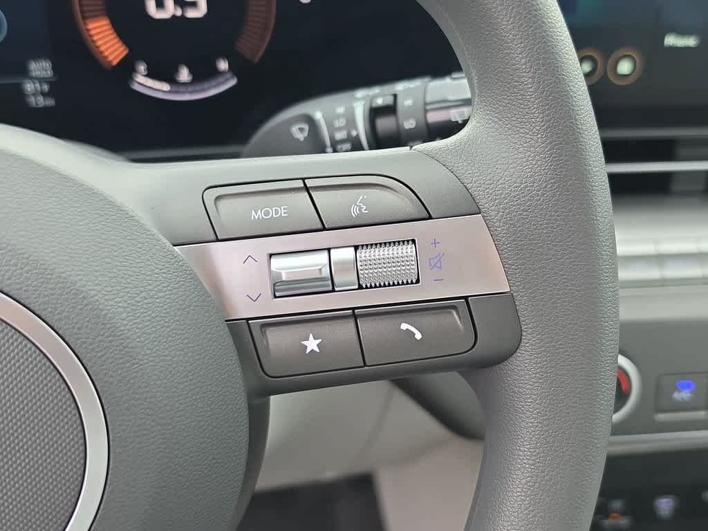 New 2027 Hyundai Kona SE FWD image 24