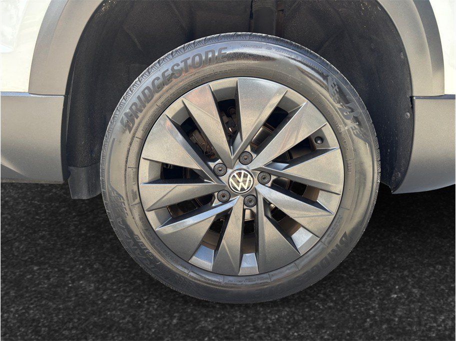 Used 2022 Volkswagen Taos S w/ IQ Drive S Package FWD image 14