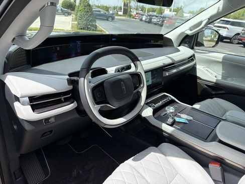 New 2026 Lincoln Navigator L Black Label image 14