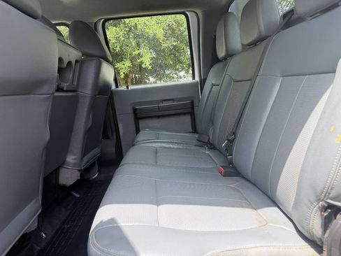 Used 2016 Ford F550 4x4 Crew Cab Super Duty image 18