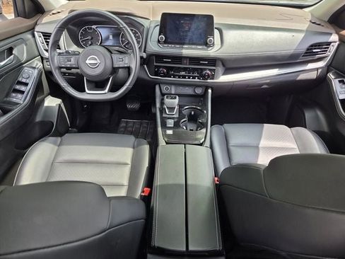 Used 2023 Nissan Rogue SV w/ SV Premium B Package FWD image 13