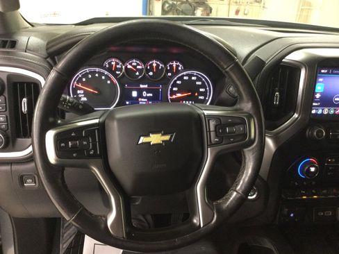 Used 2020 Chevrolet Silverado 1500 LTZ w/ LTZ Plus Package AWD/4WD image 17