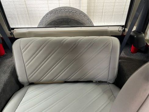 Used 1992 Jeep Wrangler Renegade image 8