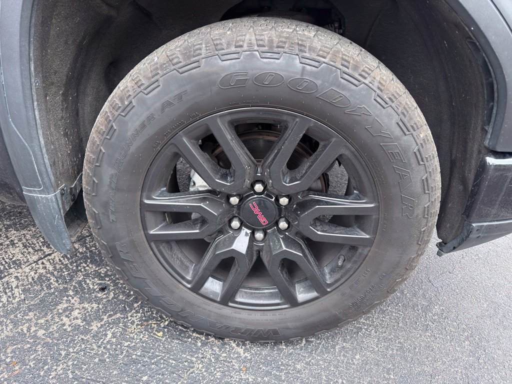 Used 2022 GMC Sierra 1500 Elevation w/ X31 Off-Road Package AWD/4WD image 8