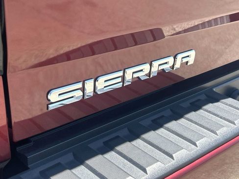 Used 2016 GMC Sierra 1500 SLT w/ All-Terrain Package AWD/4WD image 31