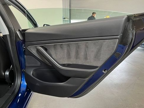 Used 2020 Tesla Model 3 Long Range AWD/4WD image 15