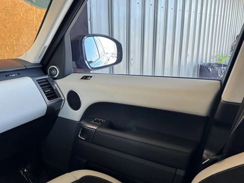 Used 2022 Land Rover Range Rover Sport HST AWD/4WD image 32