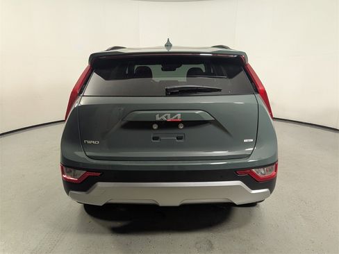 New 2026 Kia Niro EX image 6