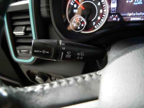 Used 2022 RAM 1500 Laramie w/ Sport Appearance Package AWD/4WD image 32