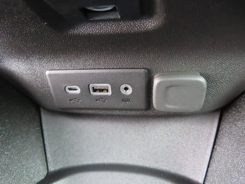 New 2025 Chevrolet Malibu LS image 9