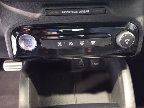 Used 2024 Ford Escape ST-Line w/ Tech Pack #1 AWD/4WD image 22
