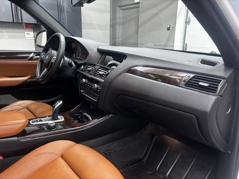 Used 2017 BMW X3 xDrive28i AWD/4WD image 27