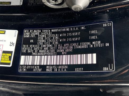 Used 2023 Toyota Corolla Cross LE image 32