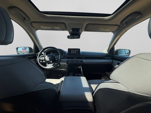 Used 2025 Honda Pilot Elite image 24