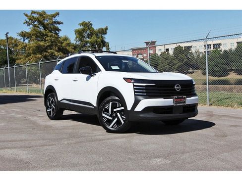 New 2026 Nissan Kicks SV w/ SV Premium Package image 1