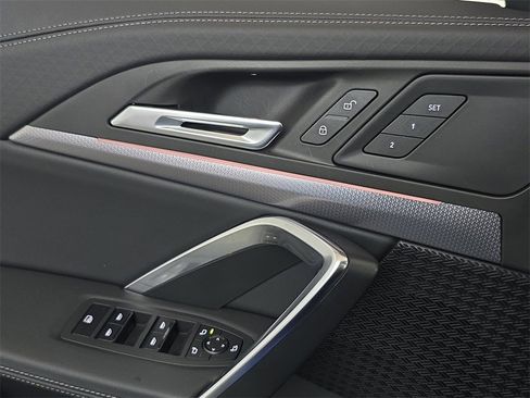 Used 2025 BMW X2 xDrive28i w/ M Sport Package image 29