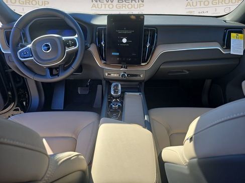 New 2026 Volvo XC60 T8 Core w/ Climate Package AWD/4WD image 10
