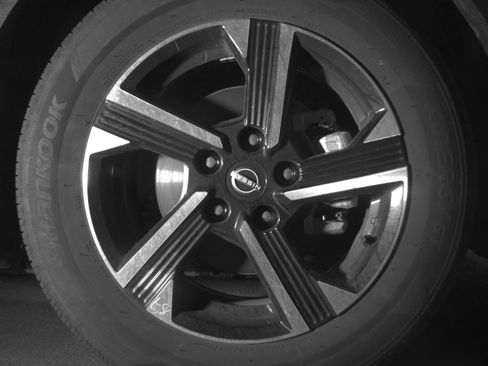 Used 2025 Nissan Sentra SV FWD image 13
