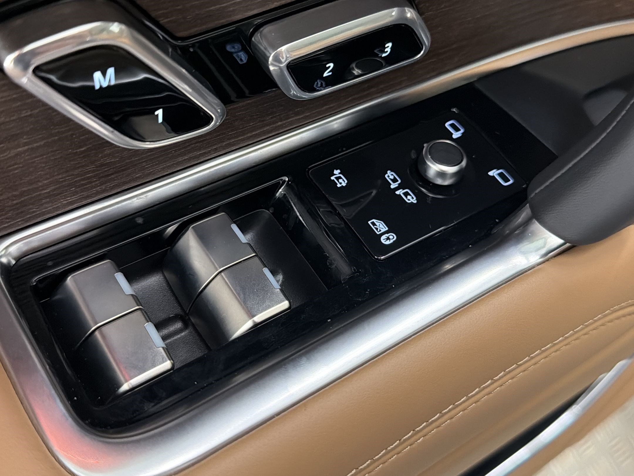 New 2026 Land Rover Range Rover SE AWD/4WD image 26