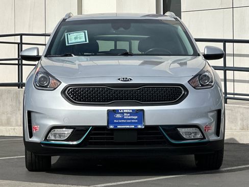 Used 2018 Kia Niro LX image 8