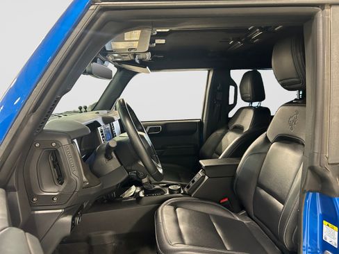 Certified 2025 Ford Bronco Badlands AWD/4WD image 11