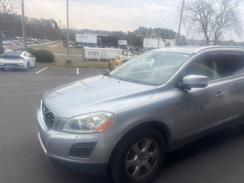 Used 2011 Volvo XC60 3.2 image 13