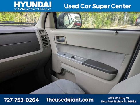 Used 2012 Ford Escape XLT FWD image 18