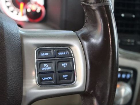 Used 2017 RAM 1500 Laramie w/ Convenience Group AWD/4WD image 16