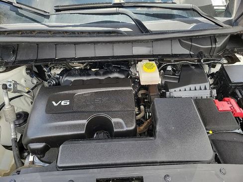 Used 2022 Nissan Pathfinder SL FWD image 12